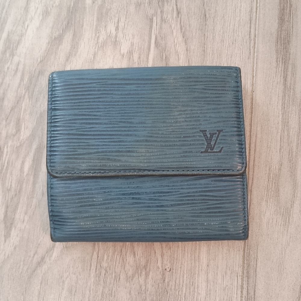 Authentic Louis Vuitton ELISE Medium Wallet Billfold EPI Blue Vintage Authentic